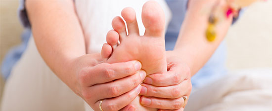 Do Your Burning Feet or Numb Toes Need to See a Doctor?  Here's How to Know
